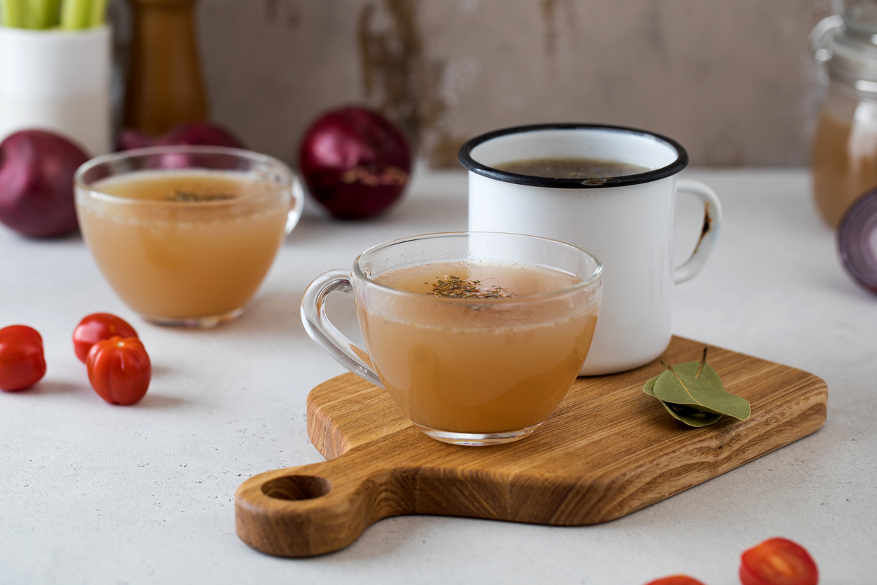 6 Benefits of Bone Broth